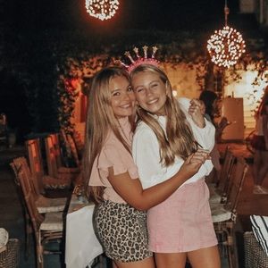 Meet your Posher, Suzanne